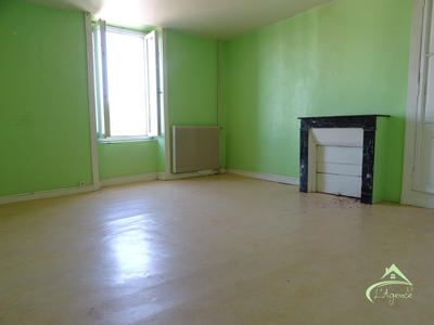 Maison ancienne - 163 m² - 7 pièces