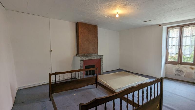 Maison - 244 m² - 8 pièces