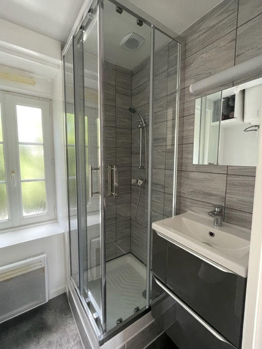 Studio - 15 m² - 1 pièce