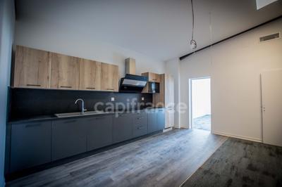 Bureau - 152 m² - 8 pièces