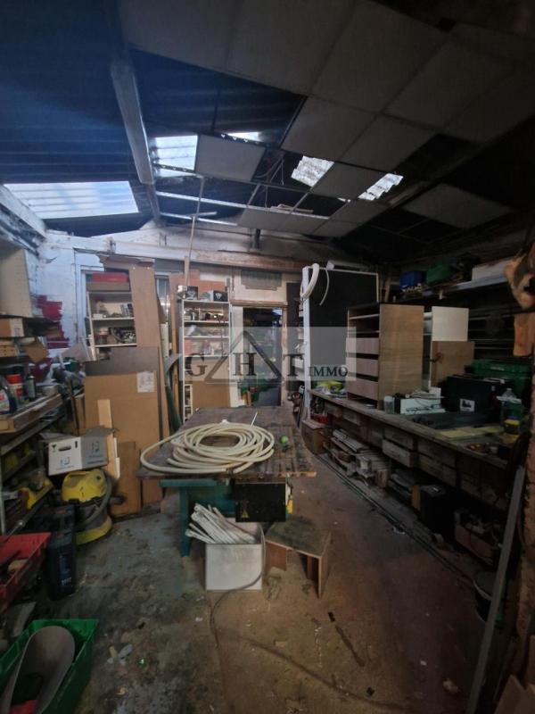 Entrepôt - 130 m²
