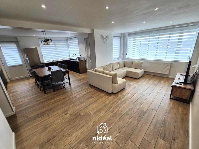 Maison - 90 m² - 4 pièces