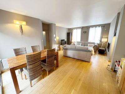 Maison - 123 m² - 5 pièces