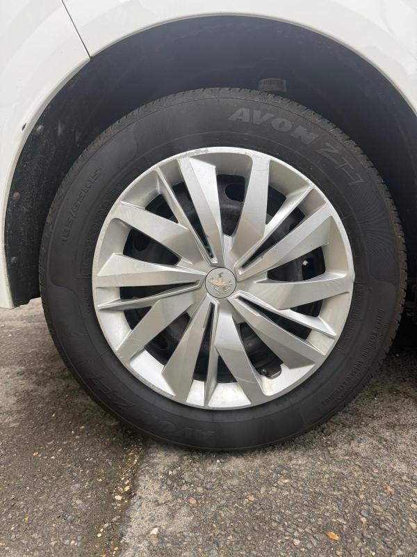 Peugeot 208 II (2) 1.2 Puretech 75 s&amp;S Active Bvm5