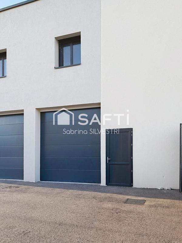 Local commercial - 120 m² - 1 pièce