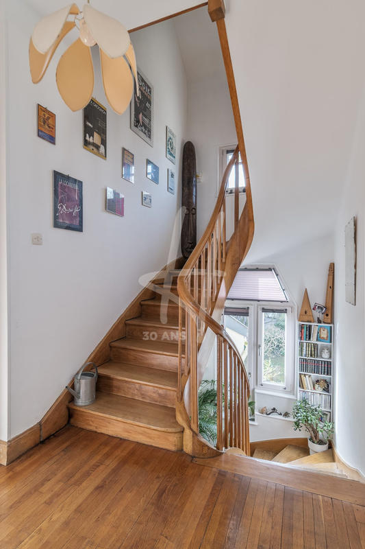 Maison ancienne - 135 m² - 8 pièces