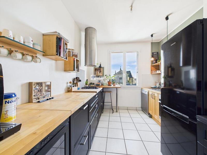 Appartement - 97 m² - 4 pièces