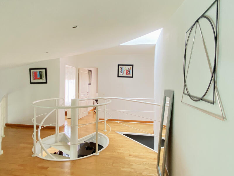 Villa - 160 m² - 4 pièces