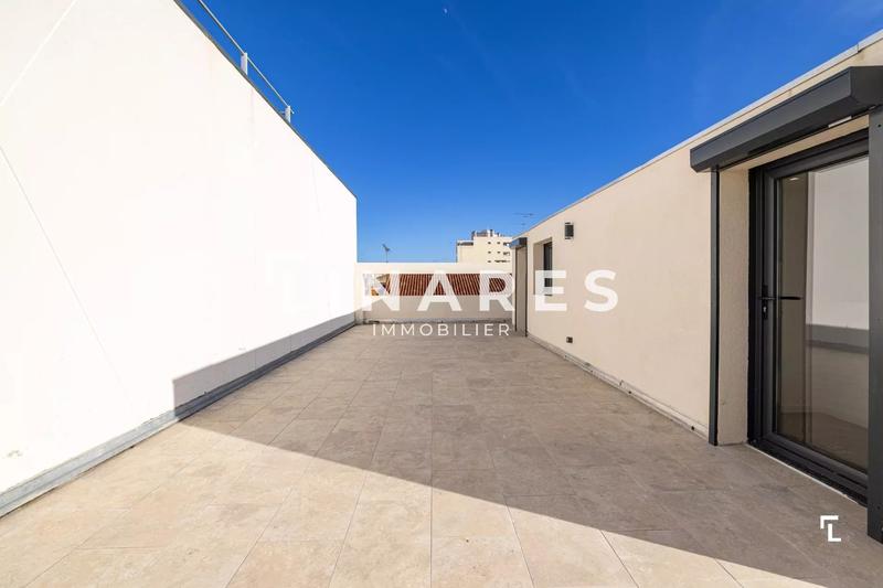 Appartement - 120 m² - 5 pièces