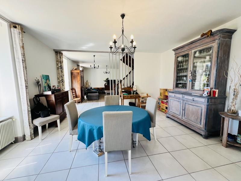 Maison - 173 m² - 6 pièces