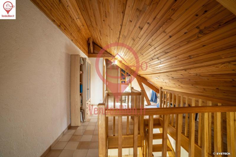 Maison traditionnelle - 130 m² - 5 pièces