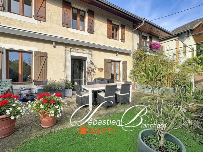 Maison - 175 m² - 6 pièces