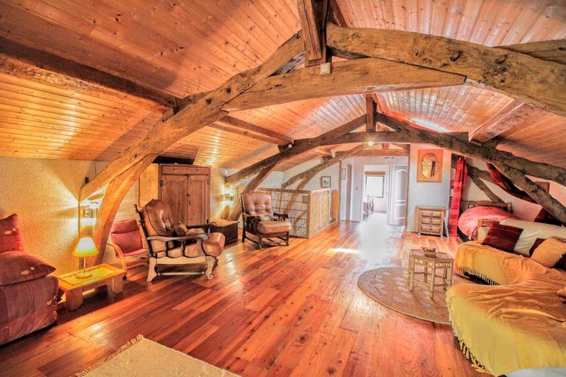 Maison - 295 m² - 10 pièces