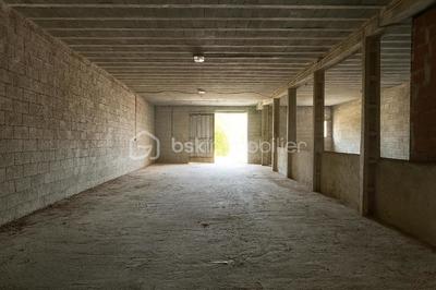 Immeuble - 850 m² - 3 pièces