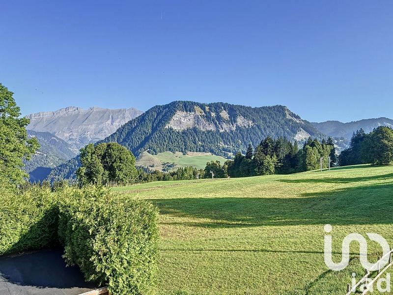 Maison - 300 m² - 7 pièces