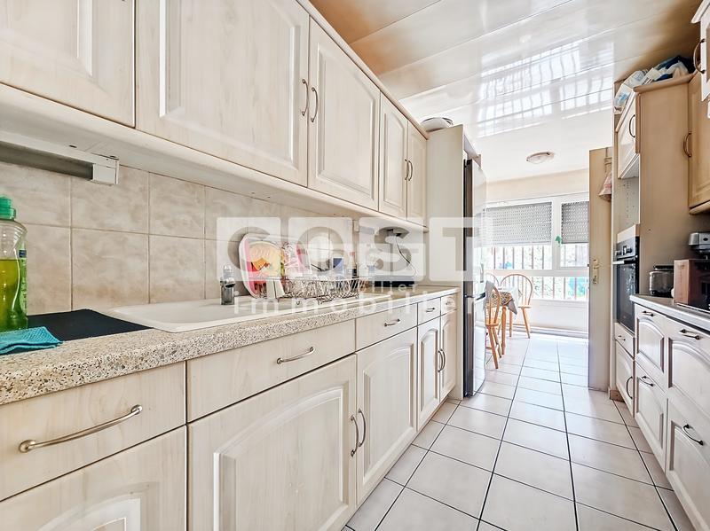 Maison - 96 m² - 5 pièces