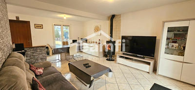 Maison - 95 m² - 5 pièces