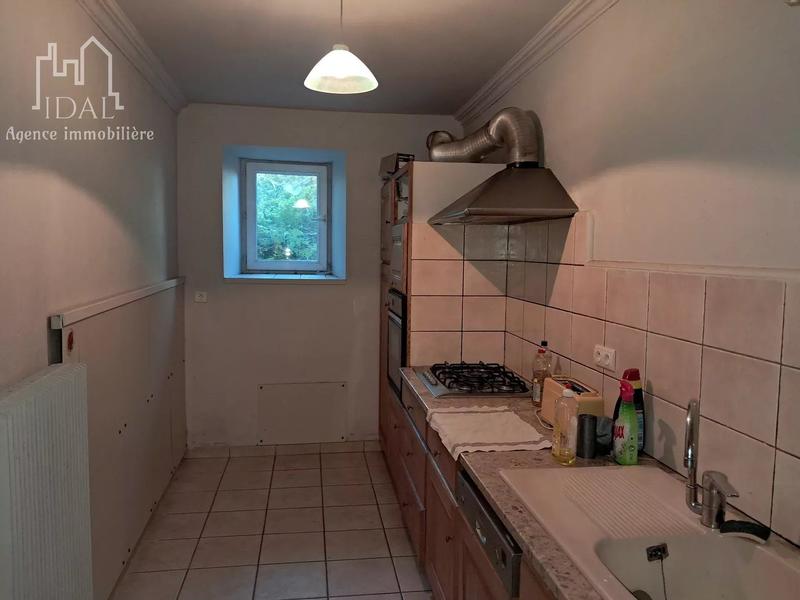 Maison - 226 m² - 12 pièces