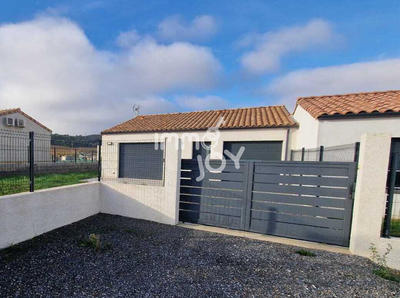 Maison - 83 m² - 4 pièces