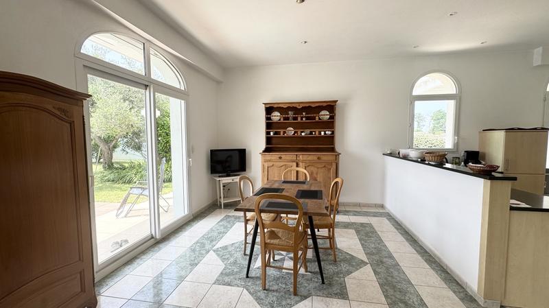 Maison - 174 m² - 5 pièces