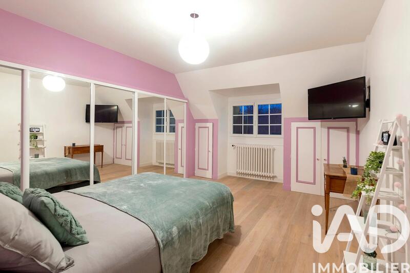 Maison - 800 m² - 22 pièces