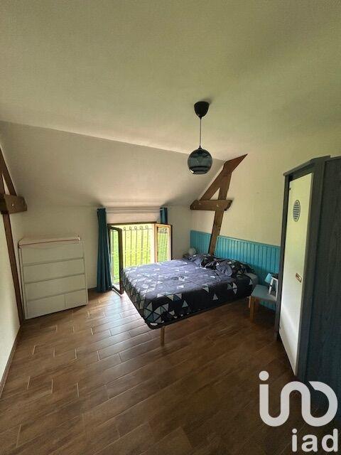 Maison - 206 m² - 5 pièces