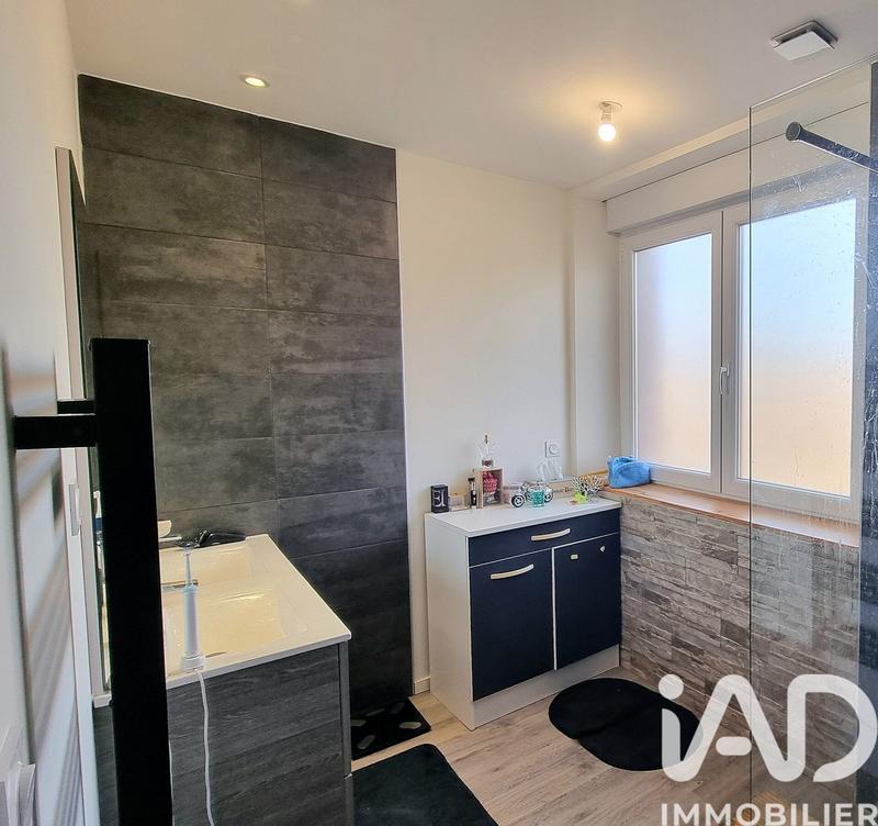 Appartement - 92 m² - 4 pièces