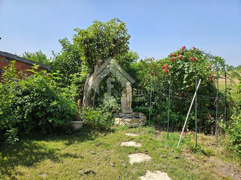 Maison de village - 238 m² - 10 pièces