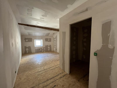 Appartement - 111 m² - 4 pièces