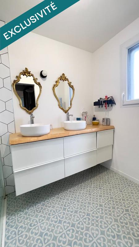 Maison - 140 m² - 6 pièces