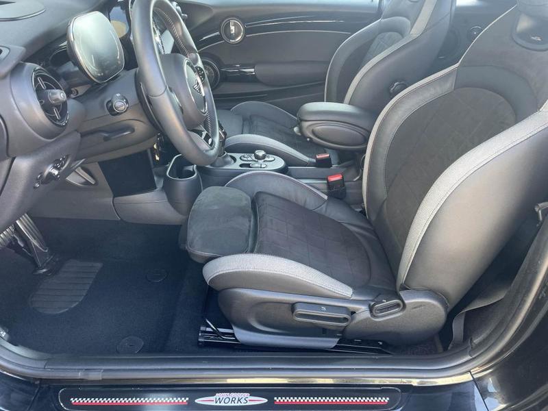 Mini Mini Cabriolet 2.0 231 Jcw Edition Premium Plus