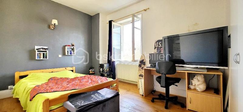 Maison - 192 m² - 9 pièces