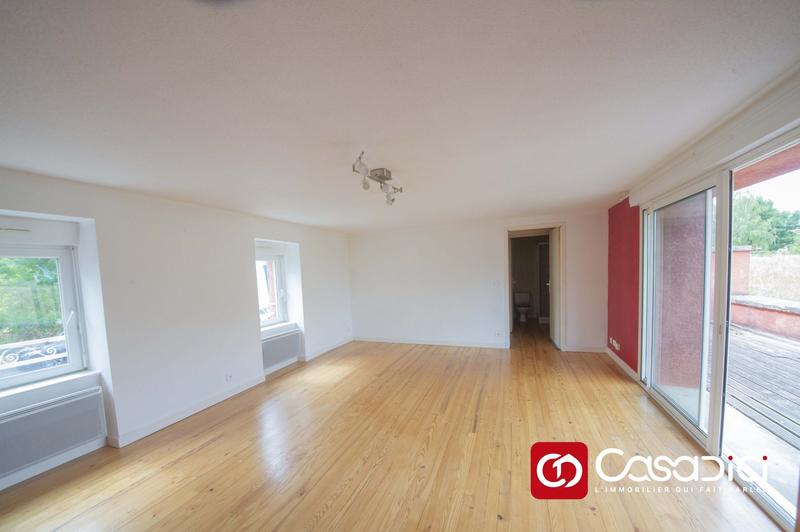 Maison - 96 m² - 5 pièces