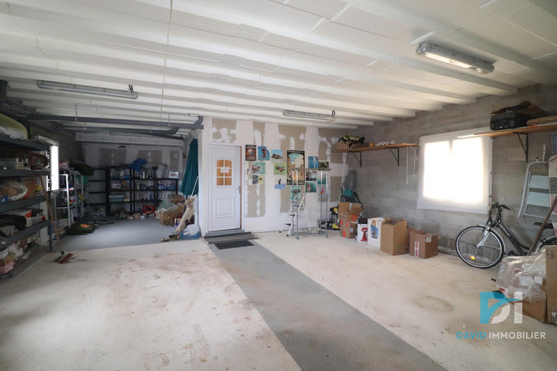 Villa - 297 m² - 8 pièces