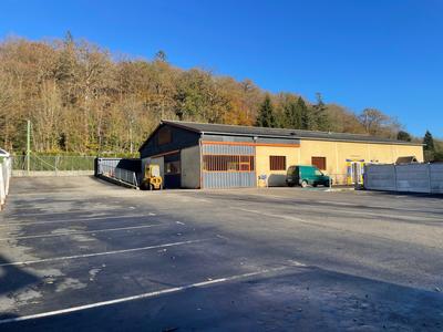 Local d'activités - 300 m²