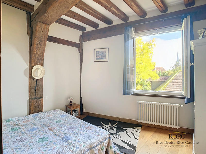 Maison - 214 m² - 8 pièces