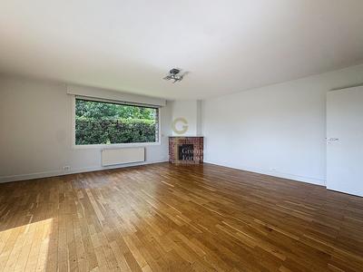 Appartement - 133 m² - 4 pièces