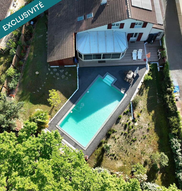 Maison - 140 m² - 6 pièces