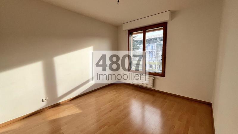 Appartement - 93 m² - 4 pièces