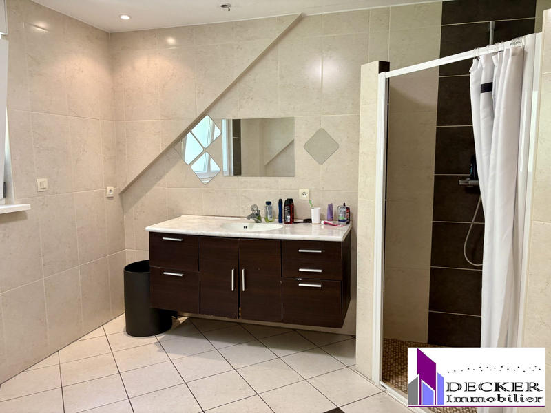 Maison - 146 m² - 6 pièces