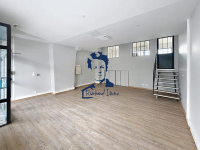 Bureau - 83 m² - 2 pièces