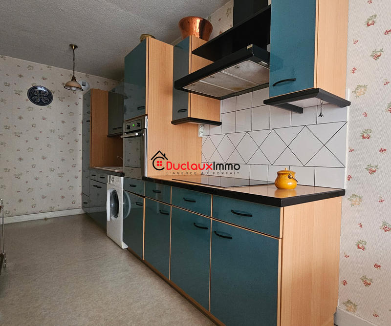 Appartement - 80 m² - 4 pièces