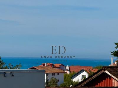 Appartement - 80 m² - 3 pièces