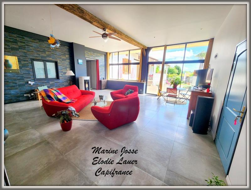 Maison - 230 m² - 7 pièces