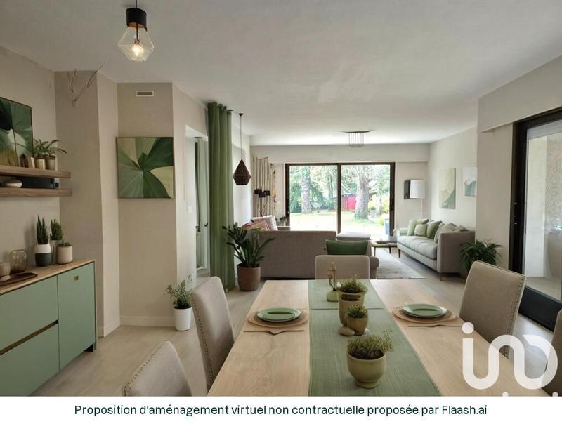 Maison - 250 m² - 8 pièces