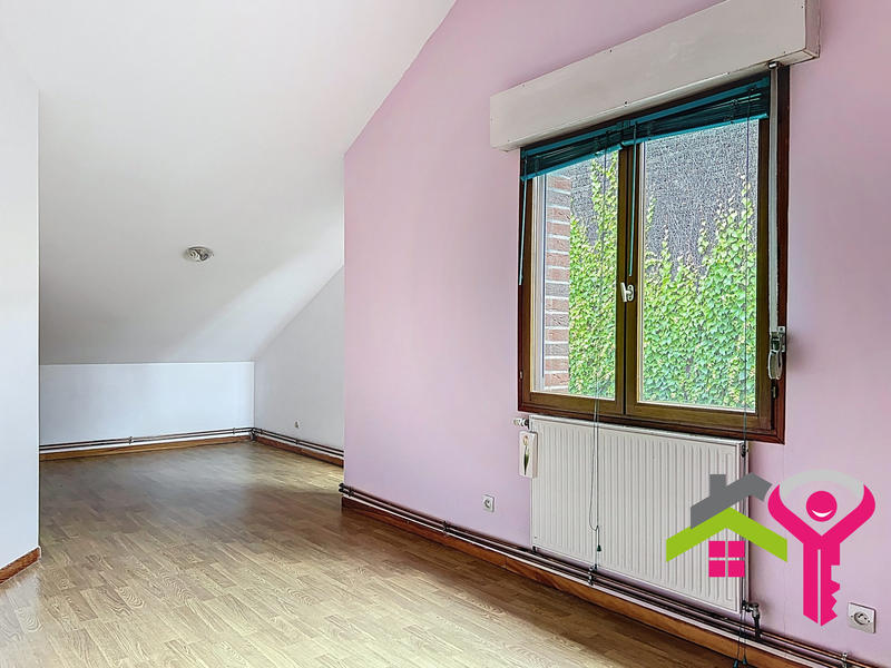 Maison - 180 m² - 6 pièces