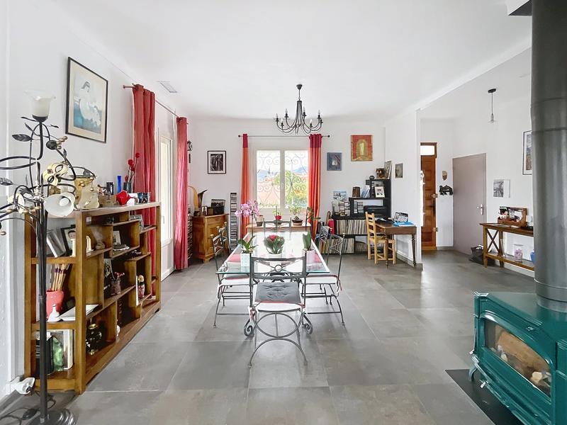 Maison - 157 m² - 5 pièces