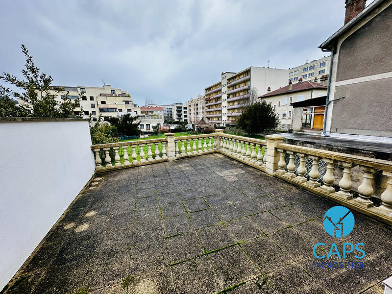 Maison - 85 m² - 4 pièces