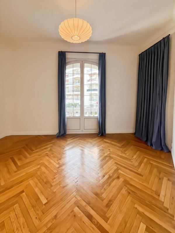 Appartement - 94 m² - 4 pièces