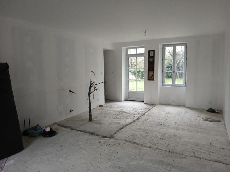 Maison en pierre - 69 m² - 3 pièces